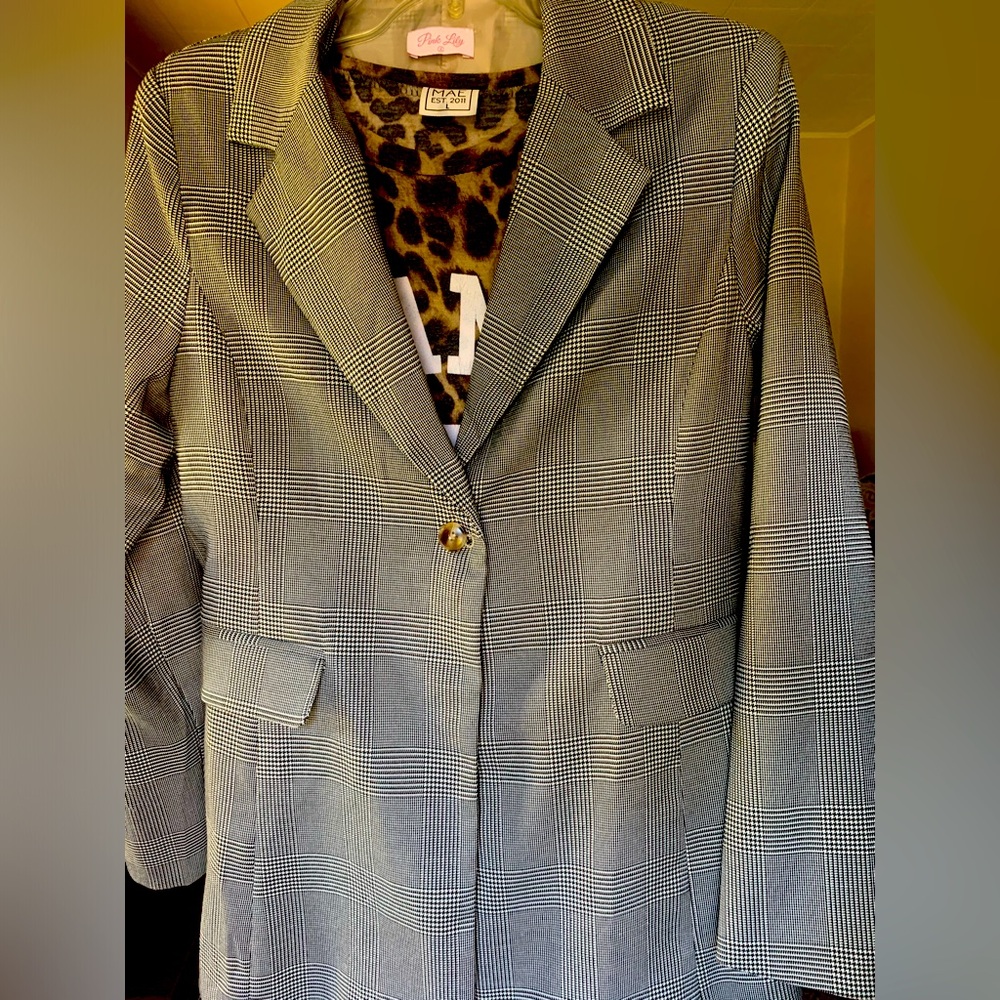 PINK LILY BLAZER